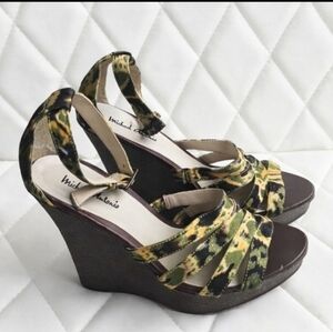 Michael Antonio Women's Strappy Camouflage Patterned Wedge Sandals - Size 6.5